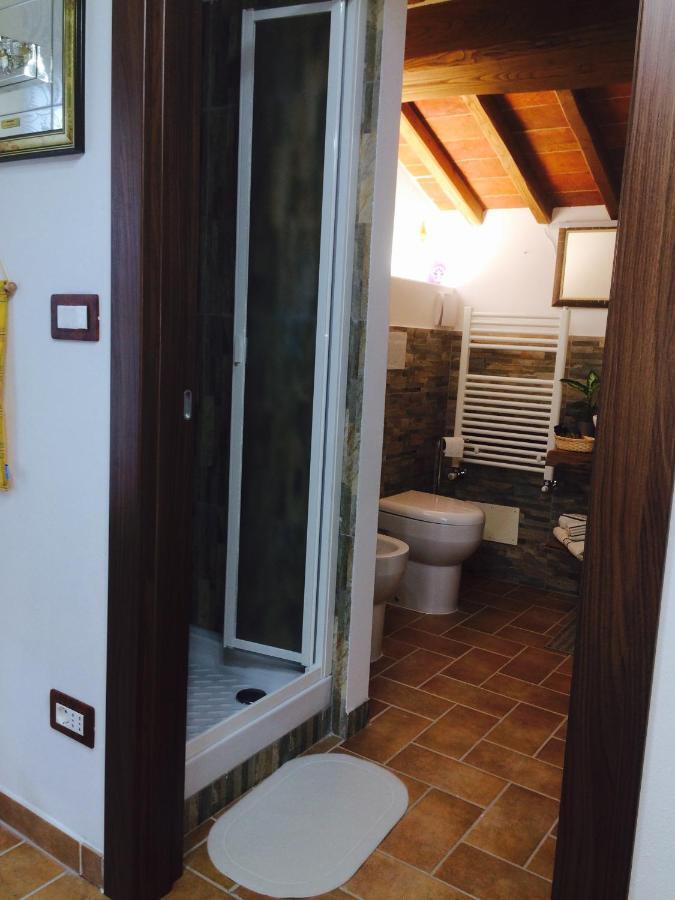 Mansarda Degli Ulivi Lägenhet Rigomagno Rum bild